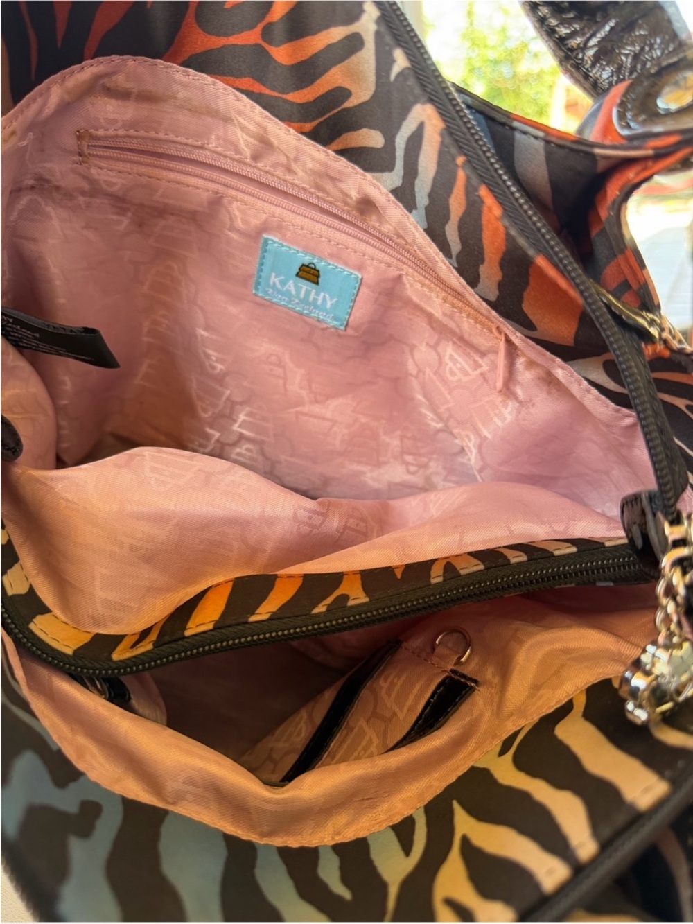 Vintage Y2K Kathy Van Zeeland Rainbow Zebra Rhinestone Shoulder Bag - Picture 4 of 9